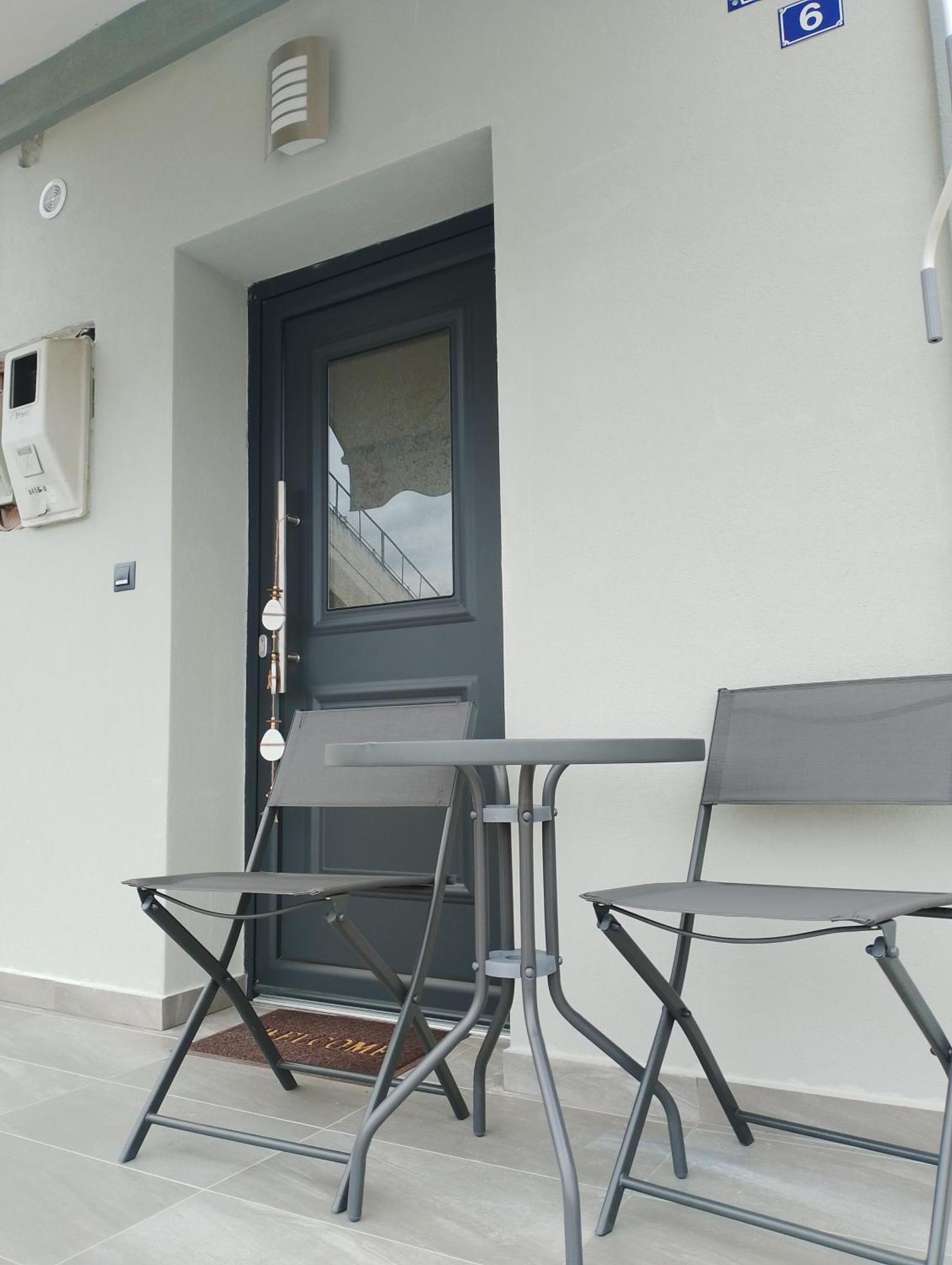 Black Eagle Apartment Dráma Eksteriør billede